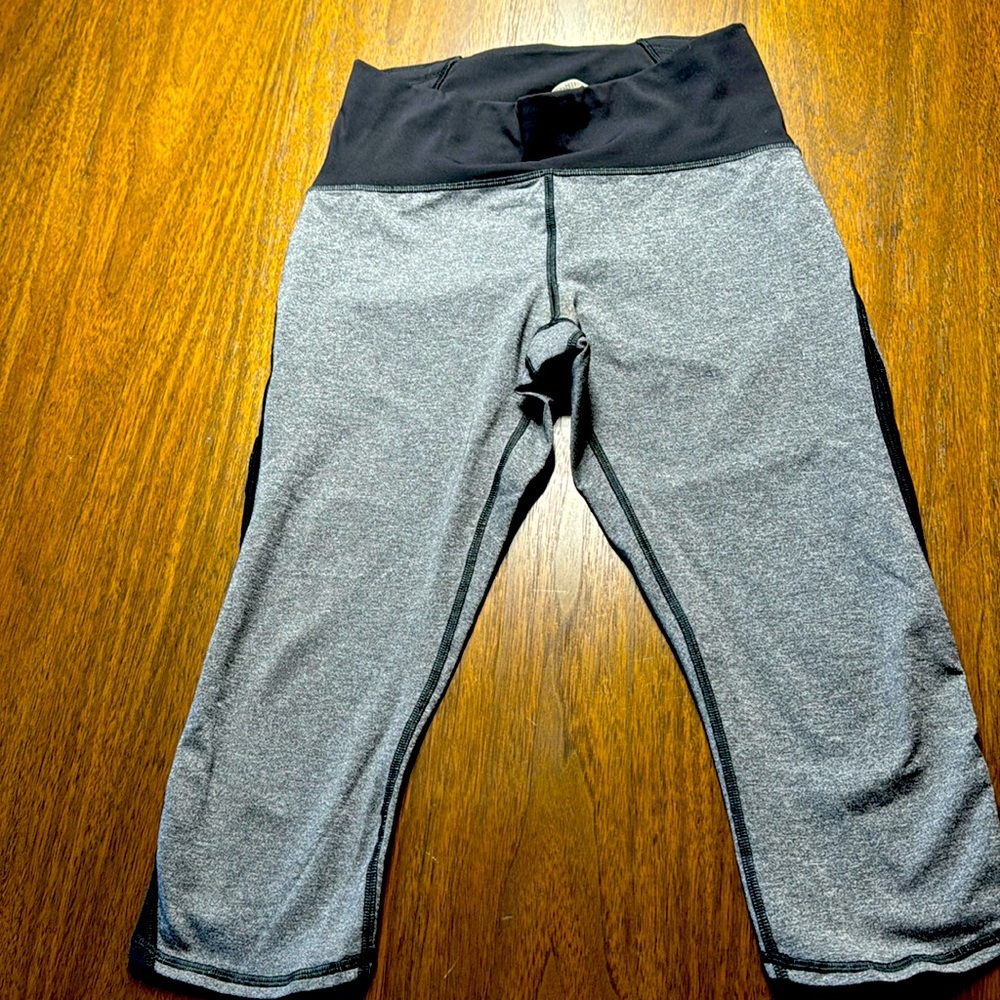 Lululemon cropped leggings